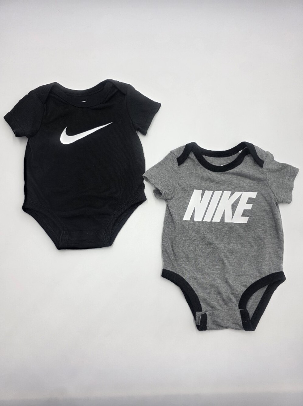 Nike baby boy bodysuit bundle size 3 months